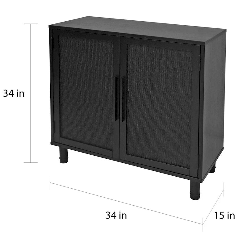 Armário preto com 2 portas e painéis de rattan entrançado